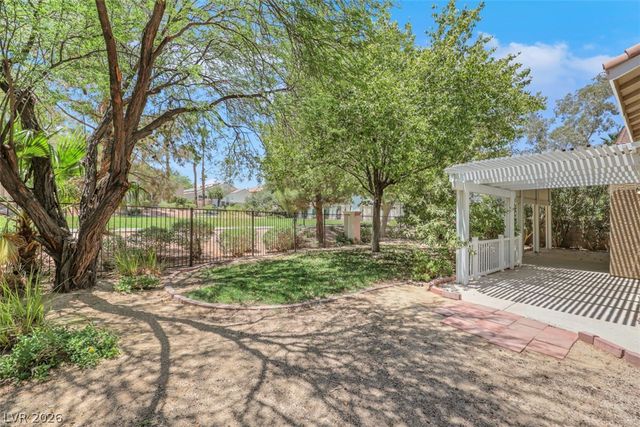 21 Tanglewood Drive, Henderson, NV 89012