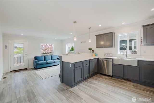 60 NE Kappert Cove Road, Belfair, WA 98528