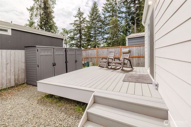 60 NE Kappert Cove Road, Belfair, WA 98528