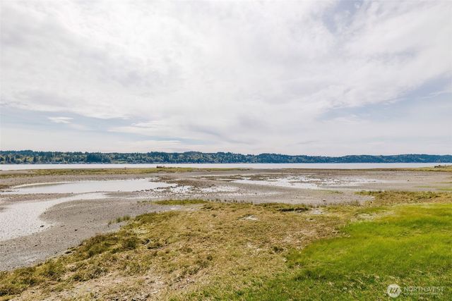 60 NE Kappert Cove Road, Belfair, WA 98528