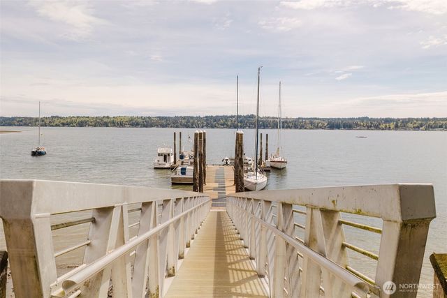 60 NE Kappert Cove Road, Belfair, WA 98528