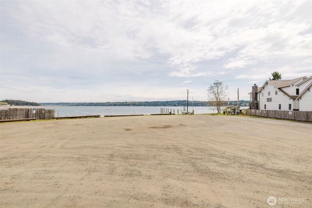 60 NE Kappert Cove Road, Belfair, WA 98528