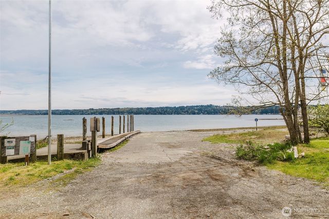 60 NE Kappert Cove Road, Belfair, WA 98528