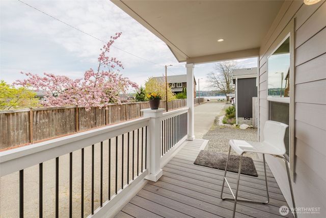 60 NE Kappert Cove Road, Belfair, WA 98528