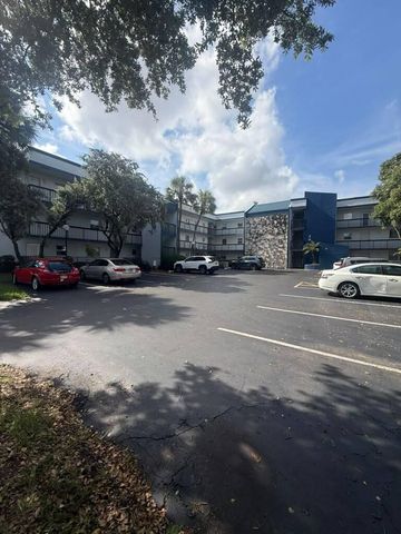 3210 Holiday Springs Boulevard 2-103, Margate, FL 33063