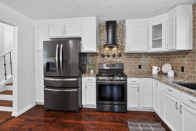 2133 76th Court N, Brooklyn Park, MN 55444