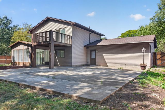 2133 76th Court N, Brooklyn Park, MN 55444