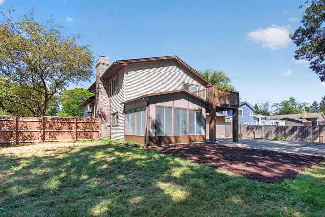 2133 76th Court N, Brooklyn Park, MN 55444