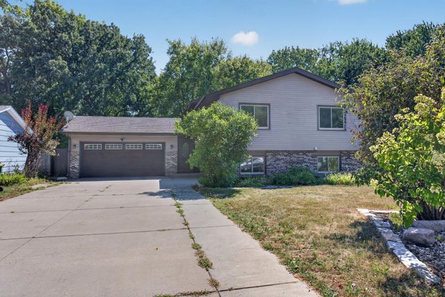 2133 76th Court N, Brooklyn Park, MN 55444
