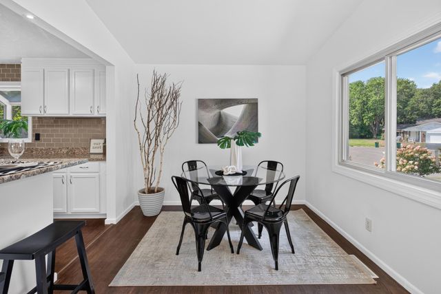 2133 76th Court N, Brooklyn Park, MN 55444