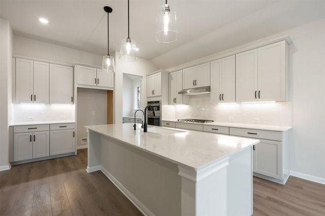 231 Possumhaw LN, San Marcos, TX 78666