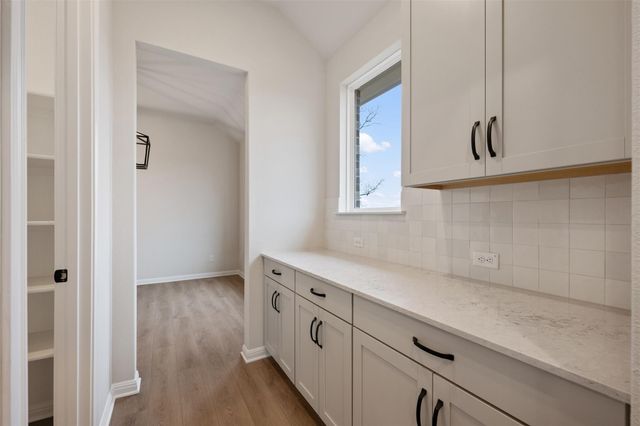 231 Possumhaw LN, San Marcos, TX 78666