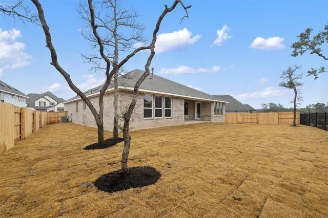 231 Possumhaw LN, San Marcos, TX 78666