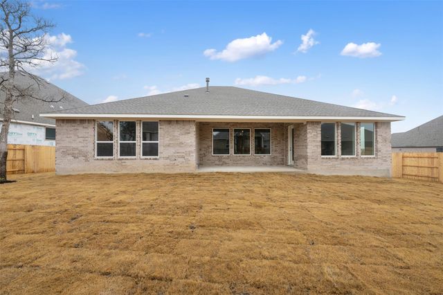 231 Possumhaw LN, San Marcos, TX 78666