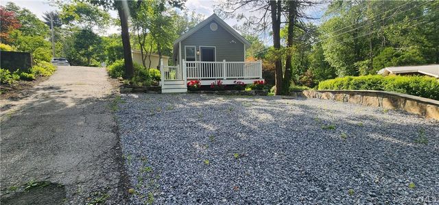 11 Curry Road, Mahopac, NY 10541