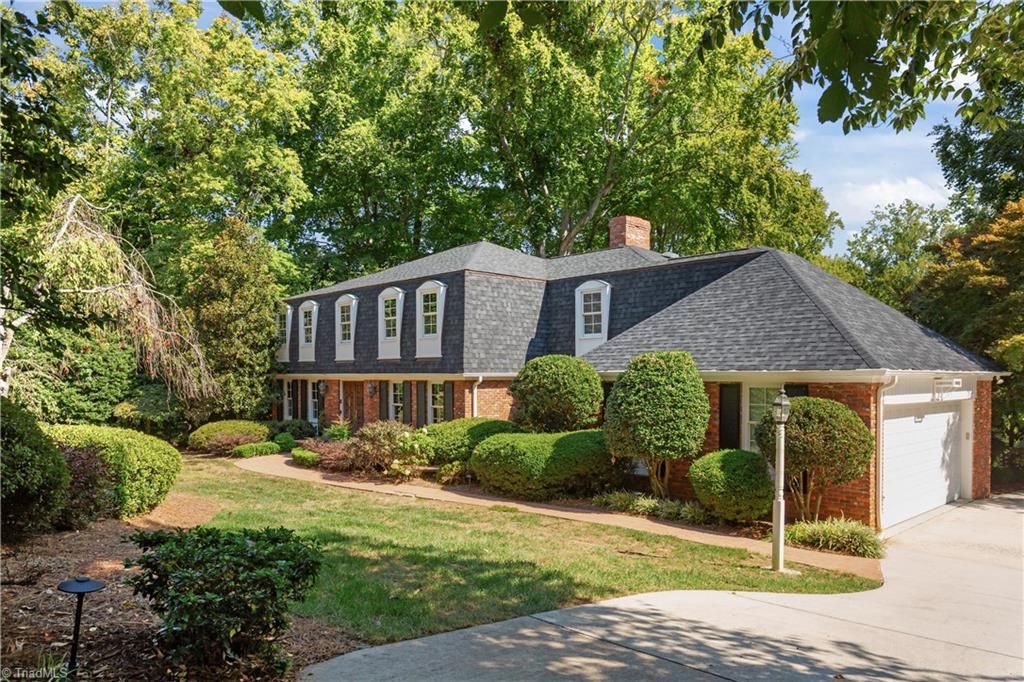 40 Kemp E Road, Greensboro, NC 27410