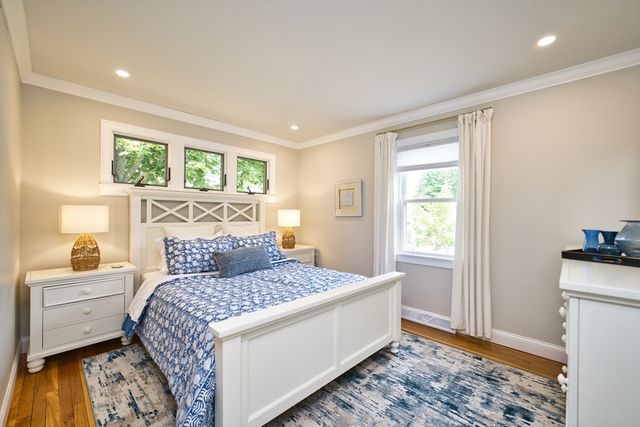 30 Lucy St, Dartmouth, MA 02748