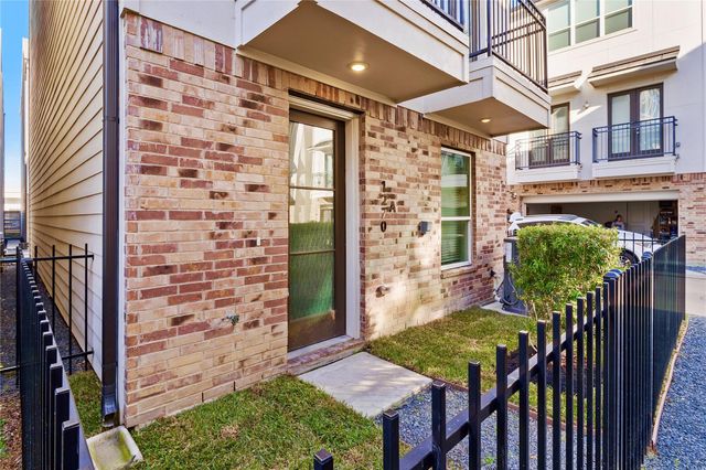 1270 N Post Oak Road A, Houston, TX 77055