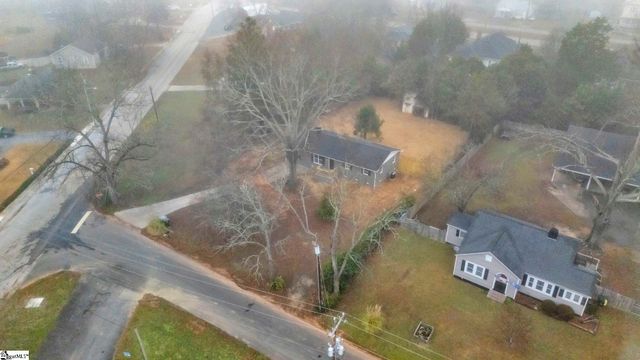 5 George Street, Honea Path, SC 29654