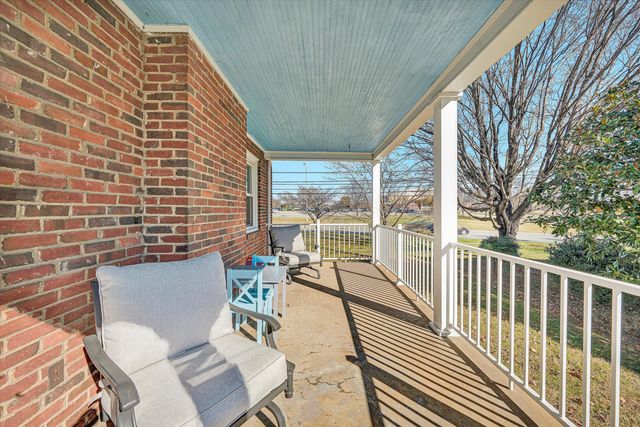 938 Roanoke BLVD, Salem, VA 24153