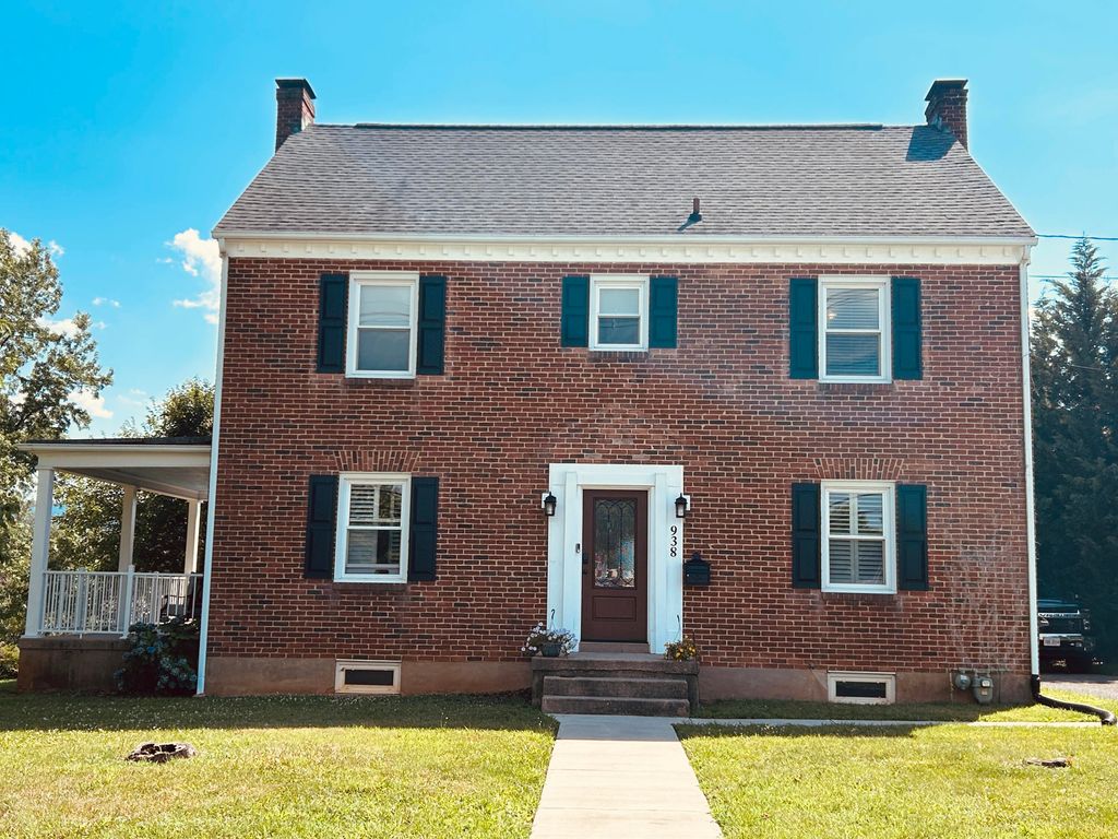 938 Roanoke BLVD, Salem, VA 24153