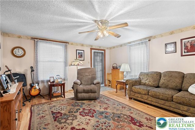 1736 Franklin Street, Hellertown Boro, PA 18055