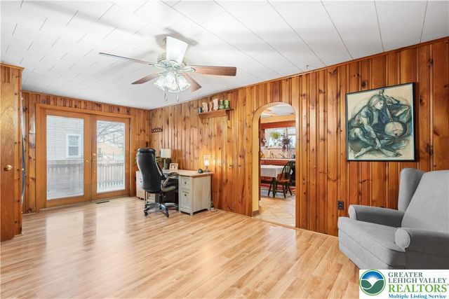 1736 Franklin Street, Hellertown Boro, PA 18055