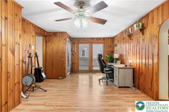 1736 Franklin Street, Hellertown Boro, PA 18055