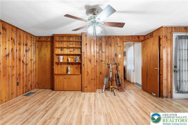 1736 Franklin Street, Hellertown Boro, PA 18055