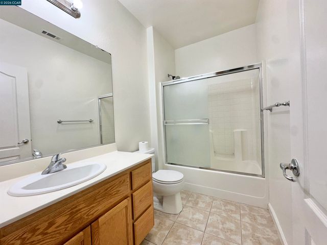 5024 Escalon Cir, Richmond, CA 94803