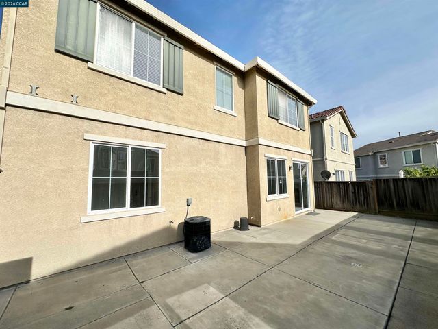 5024 Escalon Cir, Richmond, CA 94803