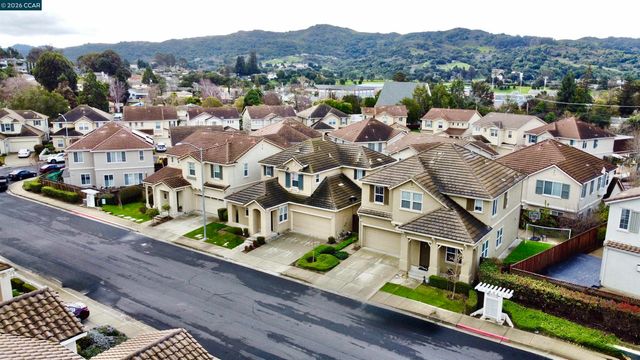 5024 Escalon Cir, Richmond, CA 94803