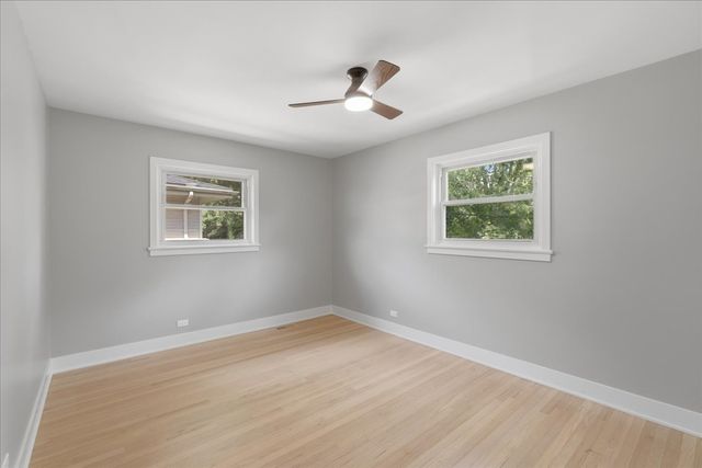 10 Linden Avenue, Buffalo Grove, IL 60089