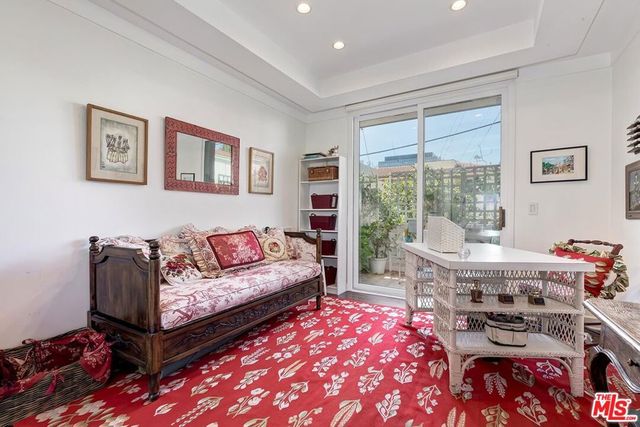 121 N Almont Drive 205, Beverly Hills, CA 90211