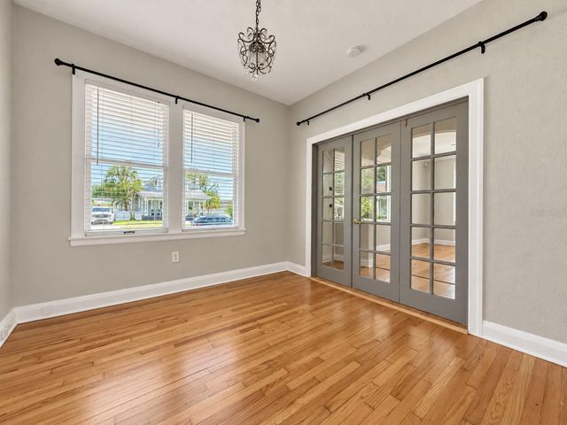 1919 W CARMEN STREET, Tampa, FL 33606