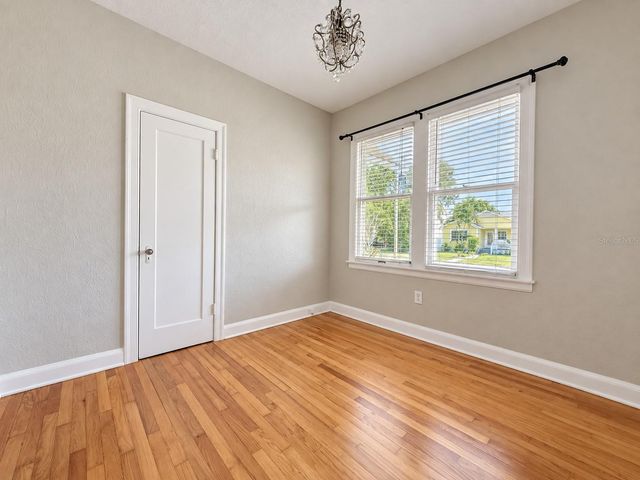 1919 W CARMEN STREET, Tampa, FL 33606