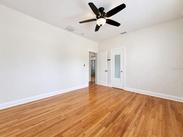 1919 W CARMEN STREET, Tampa, FL 33606