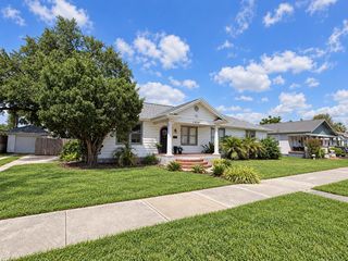 1919 W CARMEN STREET, Tampa, FL 33606