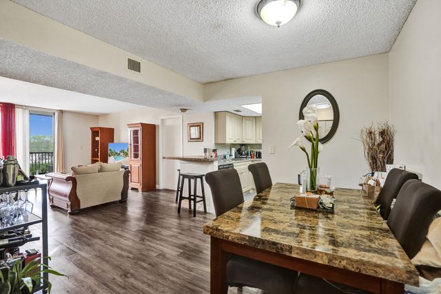 5570 NW 44th Street 305a, Lauderhill, FL 33319