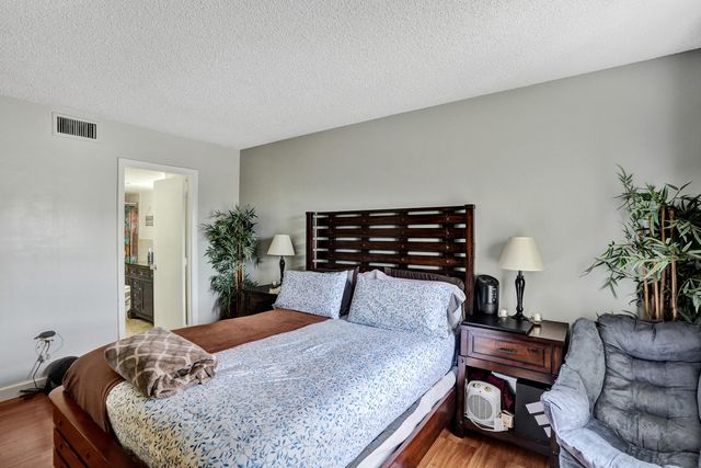 5570 NW 44th Street 305a, Lauderhill, FL 33319