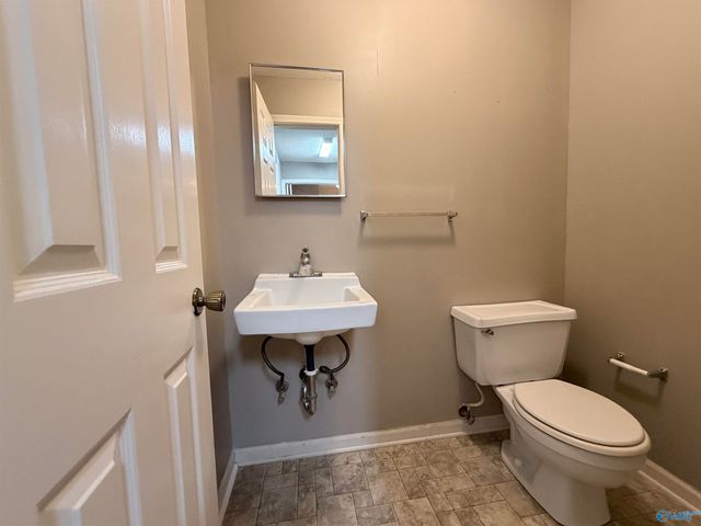 2285 Old Gurley Pike, New Hope, AL 35760