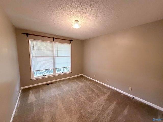 2285 Old Gurley Pike, New Hope, AL 35760