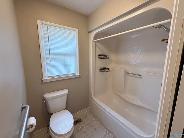2285 Old Gurley Pike, New Hope, AL 35760
