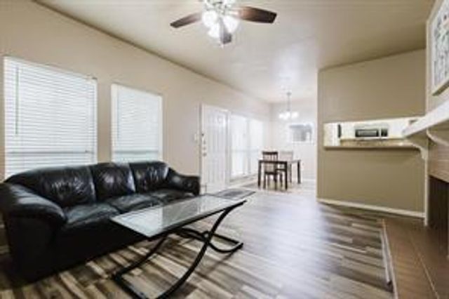 2901 San Jacinto BLVD 205, Austin, TX 78705