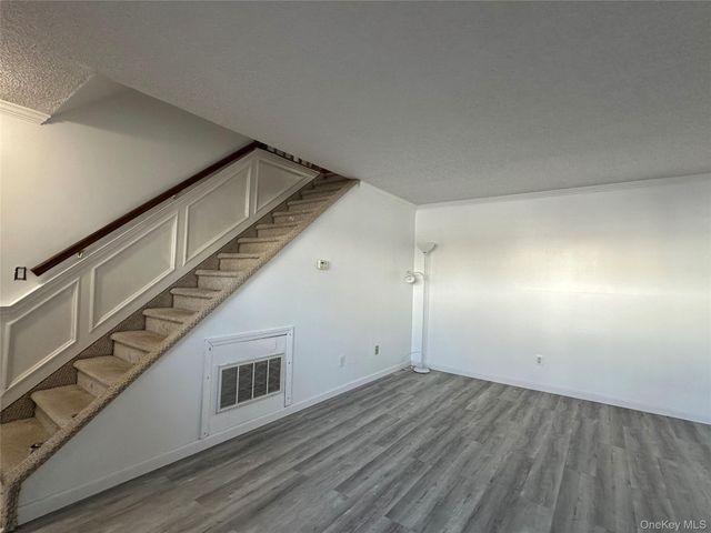 216 Springmeadow Drive K, Holbrook, NY 11741