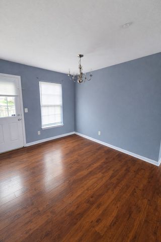 139 Dreville Dr, La Vergne, TN 37086