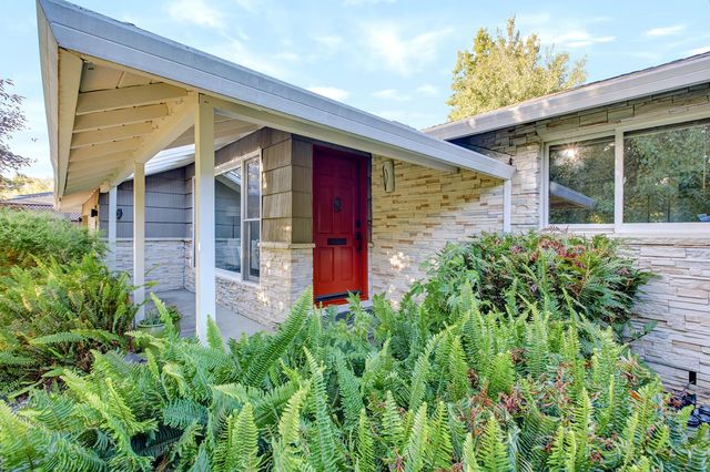 361 Ross Way, Sacramento, CA 95864