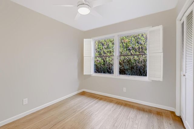 361 Ross Way, Sacramento, CA 95864
