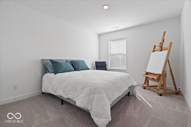 5816 Summertree Place, Whitestown, IN 46075