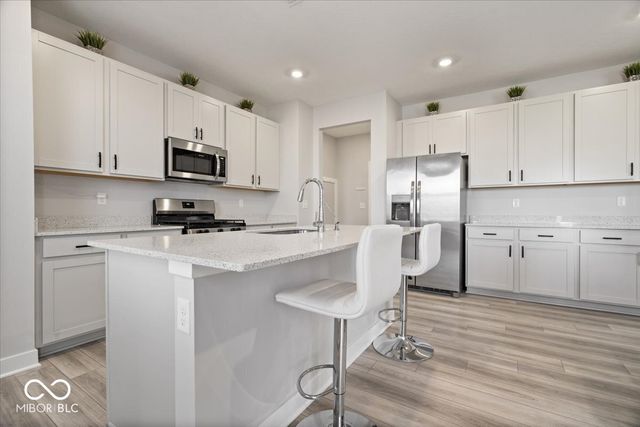 5816 Summertree Place, Whitestown, IN 46075